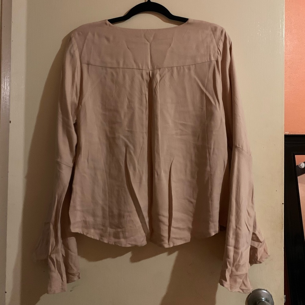 Long sleeve bell blouse